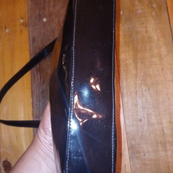 Preston and York Shoulder Bag - Picture 8 of 10